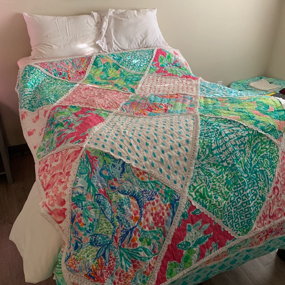 Party Patchwork Quilt